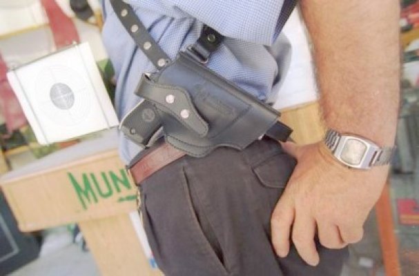 Hoţi de fier vechi, opriţi cu focuri de armă la Ovidiu